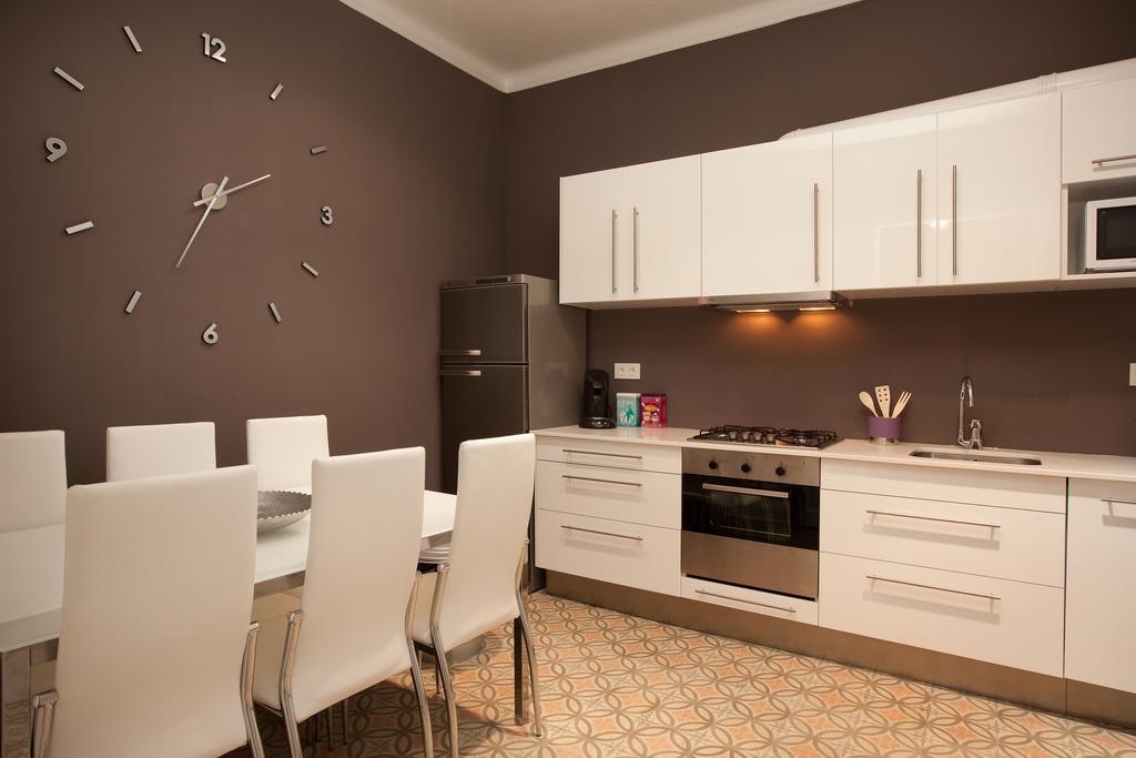 Enjoy Apartments Sofia Barcelona Værelse billede